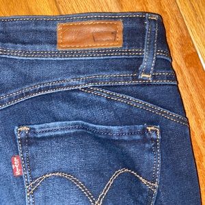 Levis jeans